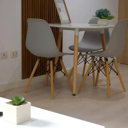 New Bazaar Azure 아파트